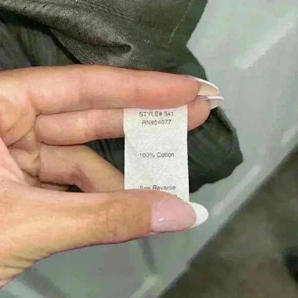 Cabi Green NWOT, Size Small, Linen top - Picture 4 of 5